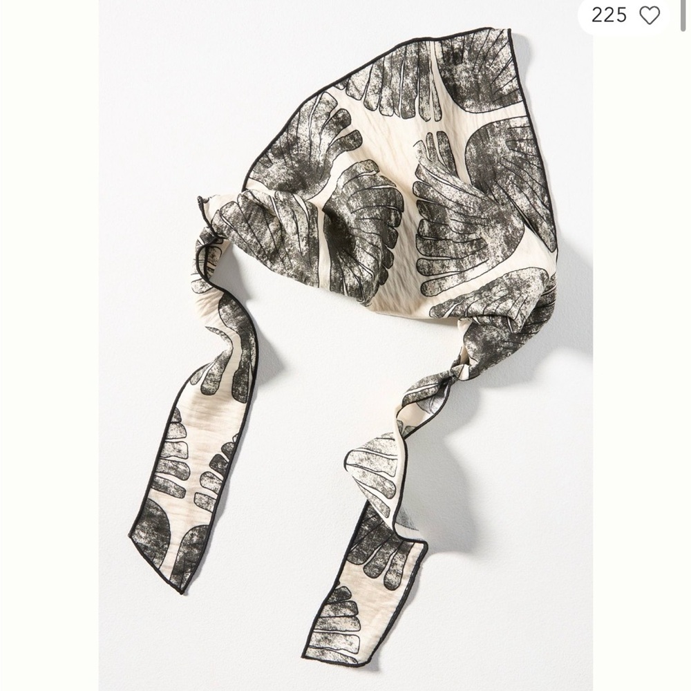 Anthropologie Shell Printed Black White Hair Scarf